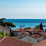 Rocca Riviera Luxury Διαμέρισμα