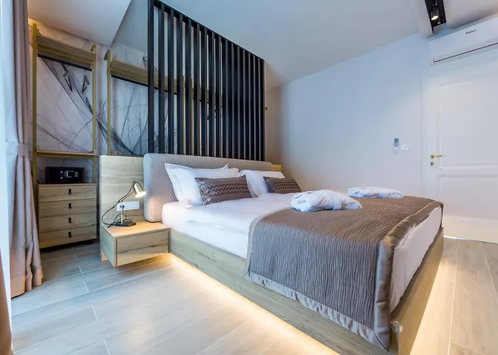 Rocca Riviera Luxury