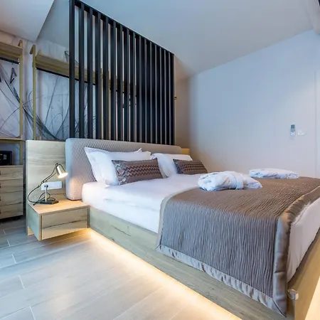 Rocca Riviera Luxury