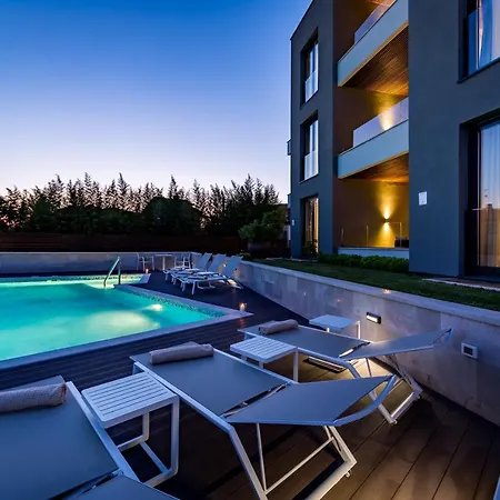 Rocca Riviera Luxury *