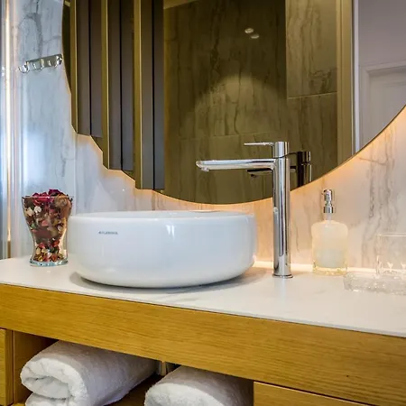 Appartamento Rocca Riviera Luxury